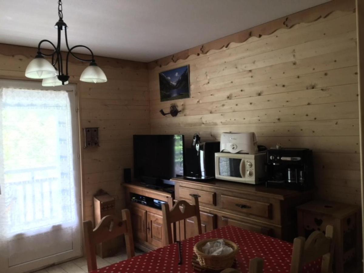 Appartement 6 Pers. Avec Terrasse - 3 Pieces 6 Personnes Mae-9108 Cauterets Quarto foto